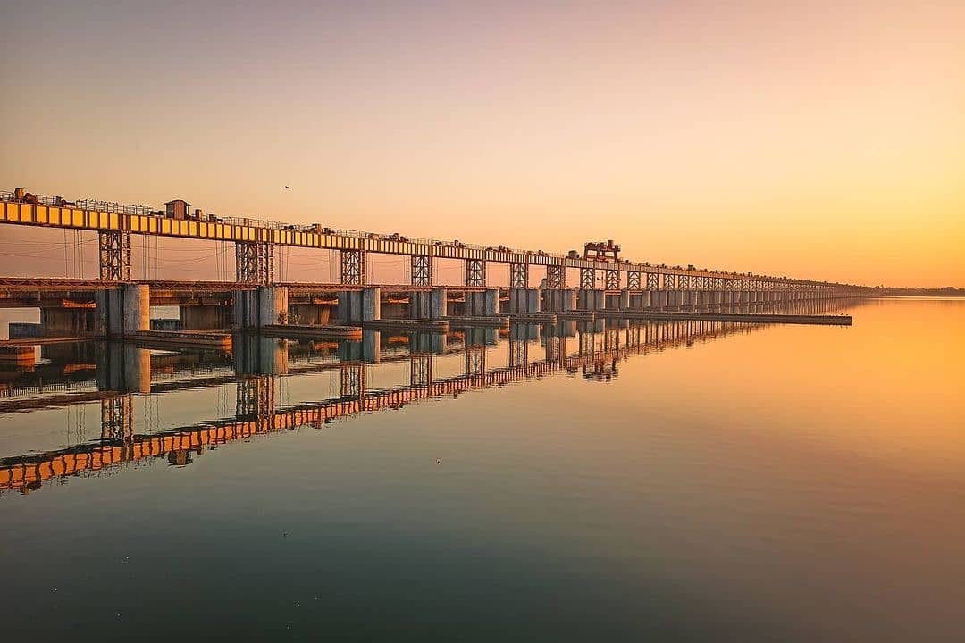 Mahanadi River Banks